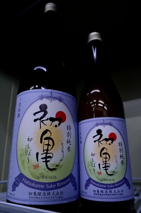 写真:初亀 特別純米 初しぼり生原酒
